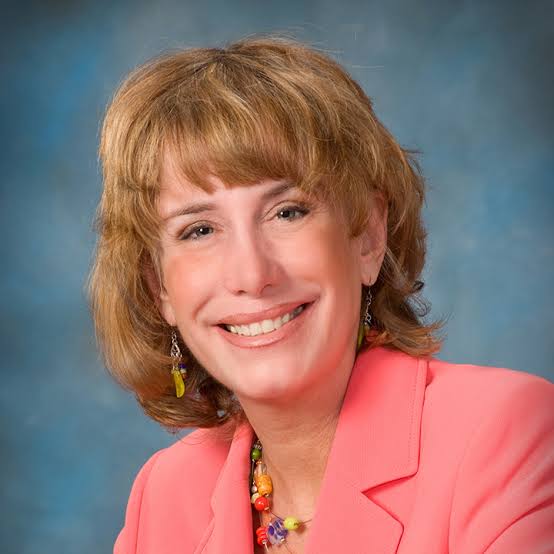 Dorothy Clay Sims headshot