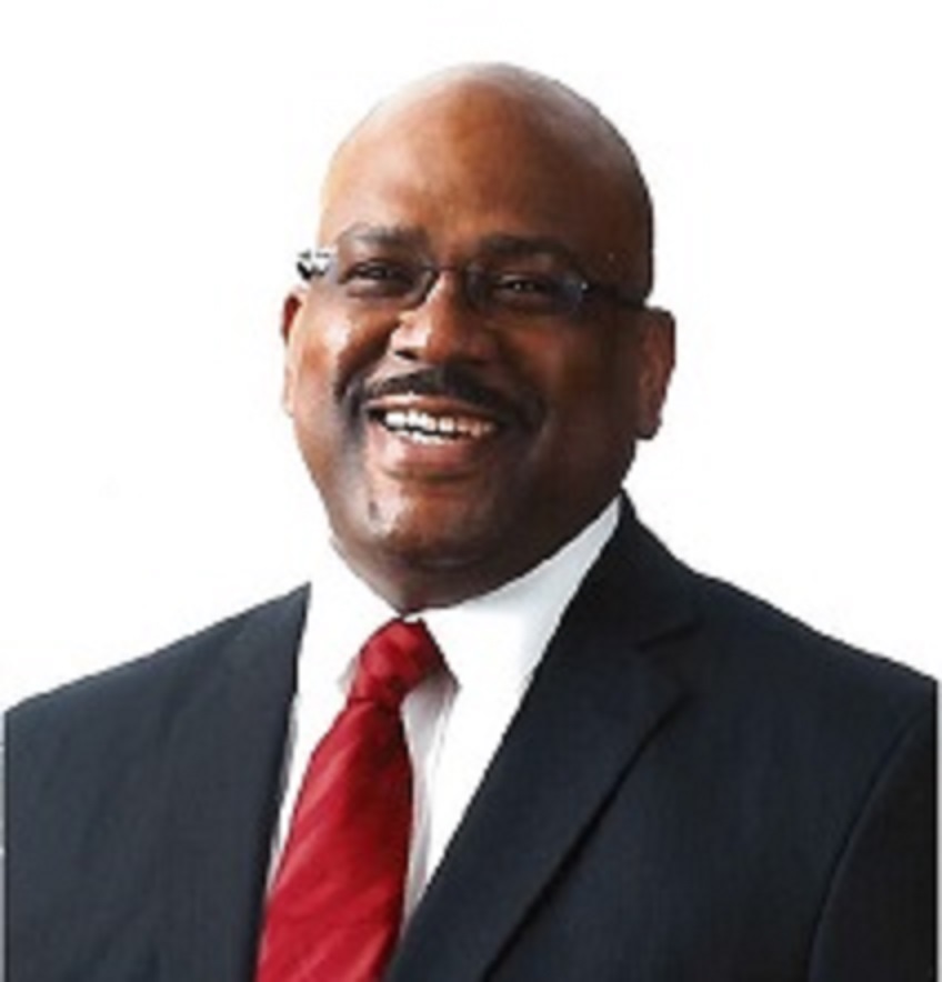 headshot, Preston Tisdale