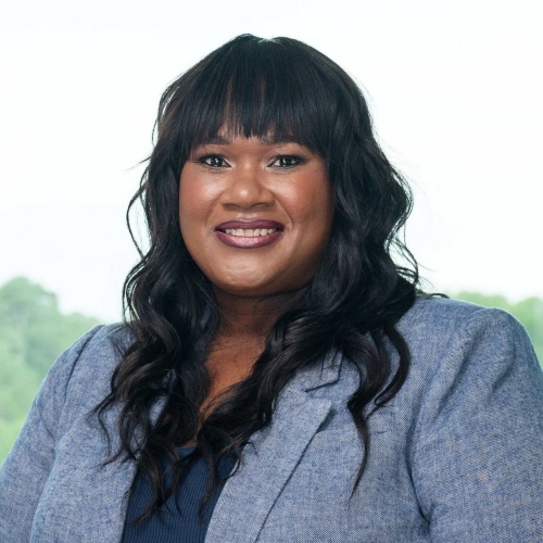 Sara Williams headshot