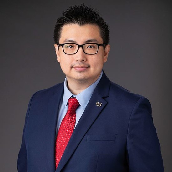 William Lee headshot