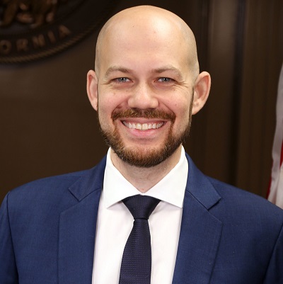 headshot of David Bederman