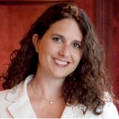 headshot of Jennifer Moore